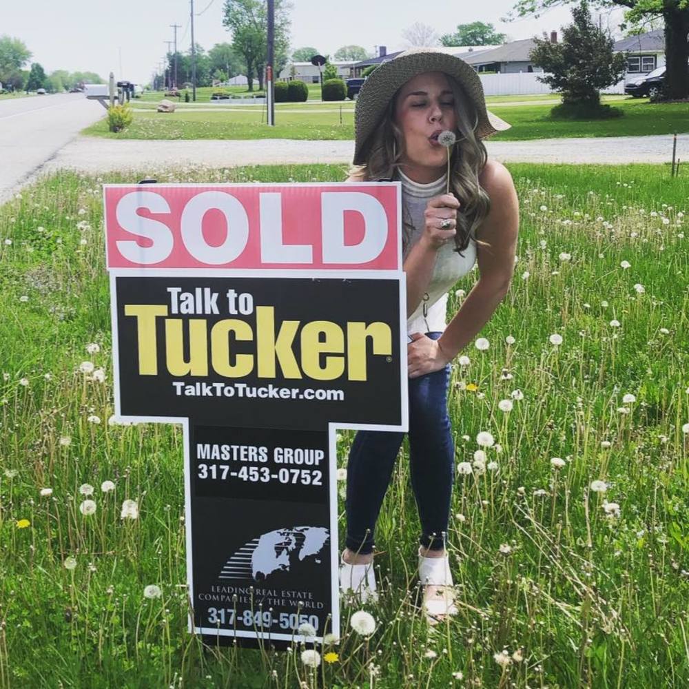 Meet your Posher, Emily